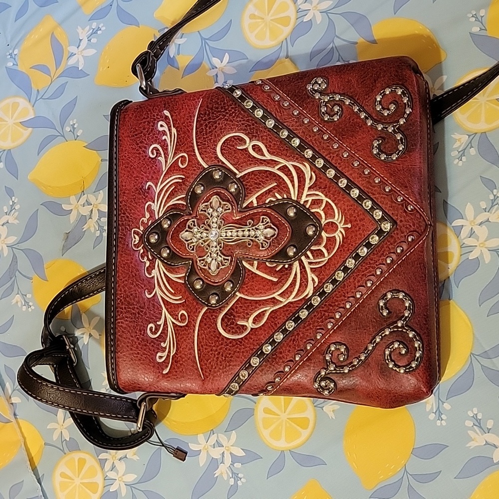 Crossbody Concealed Carry